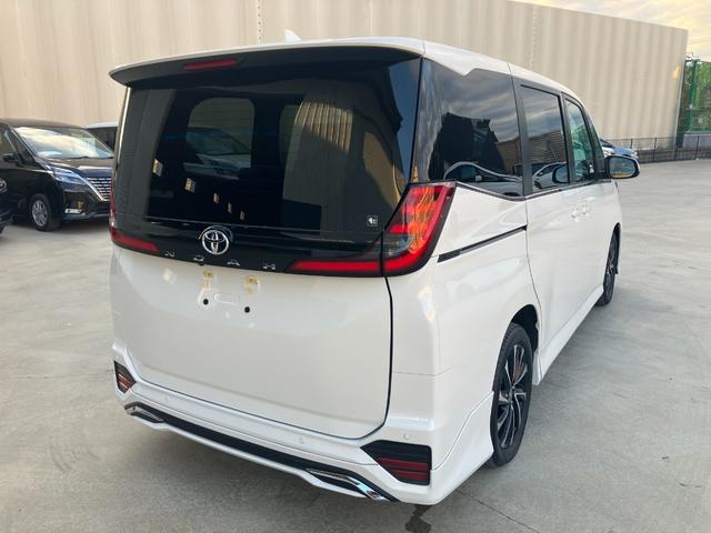 ノア Ｓ－Ｚ　純正ナビ　フルセグＴＶ　バックモニター　後席フリップダウンモニター　両側パワースライド　リアパワーゲート　シートヒーター　Ｂｌｕｅｔｏｏｔｈ　ＵＳＢ　ＨＤＭＩ　ＥＴＣ　ＣＤ　ＤＶＤ再生　フォグ（9枚目）