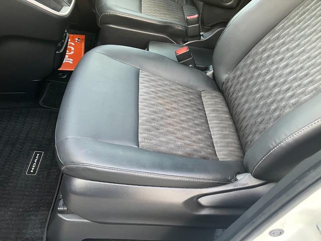 ノア Ｓ－Ｚ　純正ナビ　フルセグＴＶ　バックモニター　後席フリップダウンモニター　両側パワースライド　リアパワーゲート　シートヒーター　Ｂｌｕｅｔｏｏｔｈ　ＵＳＢ　ＨＤＭＩ　ＥＴＣ　ＣＤ　ＤＶＤ再生　フォグ（14枚目）