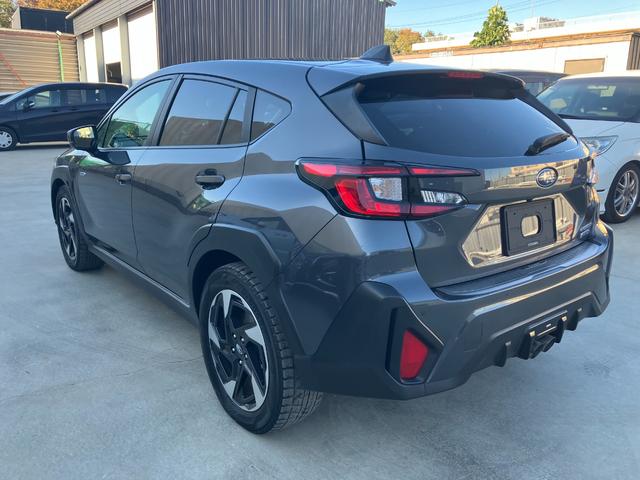 クロストレック リミテッド　純正ナビ　フルセグＴＶ　バックモニター　全周囲カメラ　ＳＴＩマフラー　アイサイト　ｅ－ＢＯＸＥＲ　パワーシート　シートヒーター　Ｂｌｕｅｔｏｏｔｈ　ＵＳＢ　ウィンカーミラー　フォグ　スマートキー（7枚目）