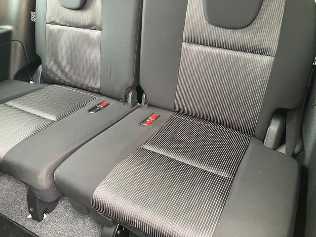 セレナ ｅ－パワー　ハイウェイスターＶ　純正ナビ　フルセグＴＶ　バックモニター　全周囲カメラ　デジタルインナーミラー　プロパイロット　両側パワースライド　Ｂｌｕｅｔｏｏｔｈ　ＵＳＢ　ＥＴＣ　ウィンカーミラー　フォグ　ＣＤ　ＤＶＤ再生（17枚目）