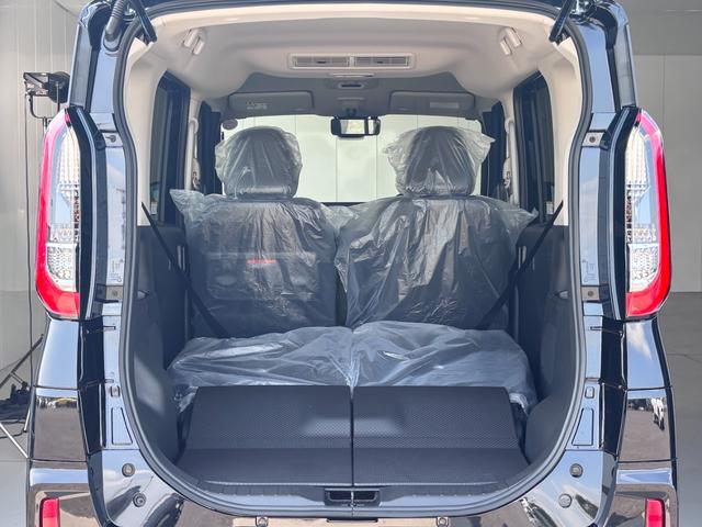 デリカミニ Ｔ　プレミアム　４ＷＤ　全周囲カメラ　両側電動スライドドア　ナビ　クリアランスソナー　オートクルーズコントロール　衝突被害軽減システム　ＬＥＤヘッドランプ　スマートキー　アイドリングストップ　シートヒーター（18枚目）