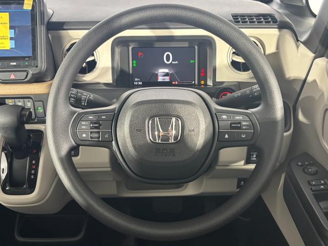 N-BOX ベースグレード 両側スライド・片側電動 クリアランスソナー オートクルーズコントロール レーンアシスト 衝突被害軽減システム オートライト LEDヘッドランプ スマートキー アイドリングストップ 電動格納ミラー(13枚目)