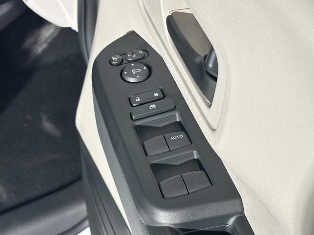 N-BOX ベースグレード 両側スライド・片側電動 クリアランスソナー オートクルーズコントロール レーンアシスト 衝突被害軽減システム オートライト LEDヘッドランプ スマートキー アイドリングストップ 電動格納ミラー(26枚目)