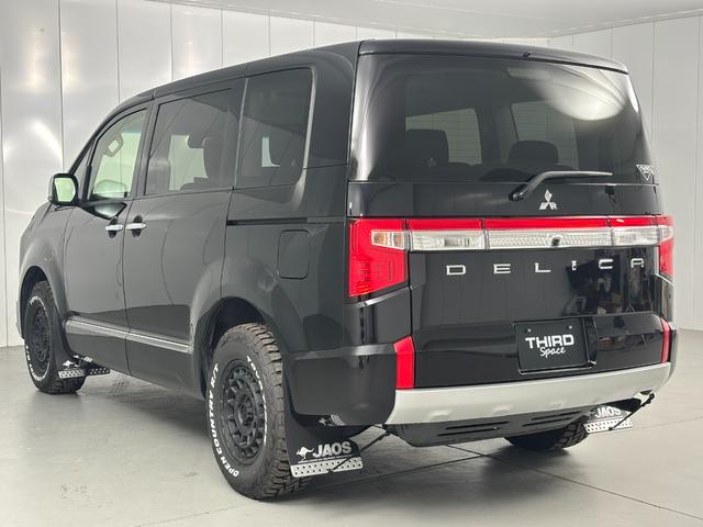 デリカD:5 P JAOS フロントグリル マッドフラップ GOQBUTO-RIII テクスチャブラック ブラックアウトガーニッシュ Weds MUD VANCE 16inch OPEN COUNTRY R/T(6枚目)