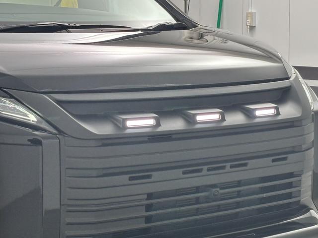 デリカD:5 P JAOS フロントグリル マッドフラップ GOQBUTO-RIII テクスチャブラック ブラックアウトガーニッシュ Weds MUD VANCE 16inch OPEN COUNTRY R/T(11枚目)