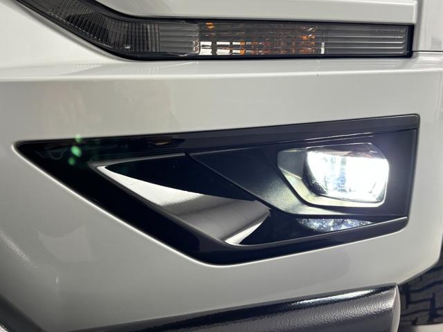 デリカD:5 P GOQBUTO-RIIIメタルグレー JAOS フロントグリル マッドフラップ エムクライム ノマド16inch ブラックアウトガーニッシュ OPEN COUNTRY R/T(13枚目)