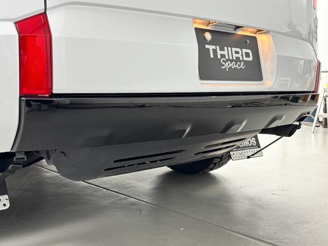 デリカD:5 P GOQBUTO-RIIIメタルグレー JAOS フロントグリル マッドフラップ エムクライム ノマド16inch ブラックアウトガーニッシュ OPEN COUNTRY R/T(17枚目)