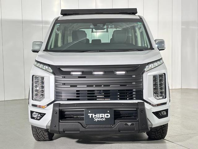 デリカＤ：５ Ｐ　サードスペースカスタム　ルーフラック　フロントバンパーガード　リアラダー　ショートマッドフラップ　ＪＡＯＳ　フロントグリル　フェンダーガーニッシュ　Ｔｙｐｅ－Ｘ　Ｗｅｄｓ　ＭＵＤＶＡＮＣＥ　１６インチ（4枚目）