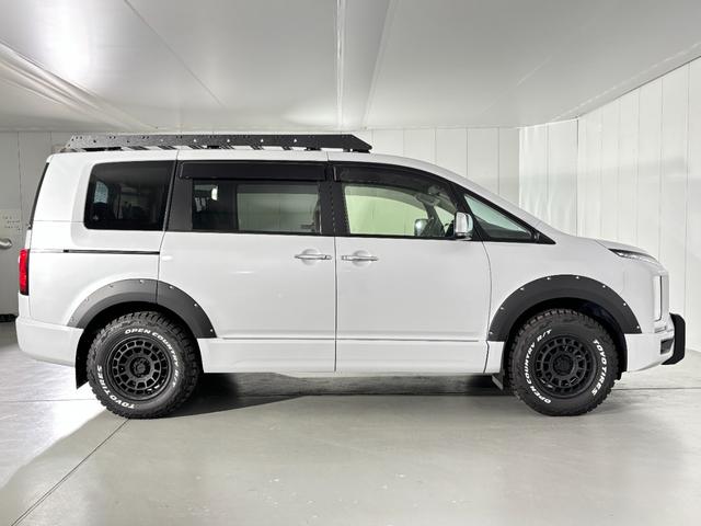 デリカＤ：５ Ｐ　サードスペースカスタム　ルーフラック　フロントバンパーガード　リアラダー　ショートマッドフラップ　ＪＡＯＳ　フロントグリル　フェンダーガーニッシュ　Ｔｙｐｅ－Ｘ　Ｗｅｄｓ　ＭＵＤＶＡＮＣＥ　１６インチ（6枚目）