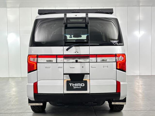 デリカＤ：５ Ｐ　サードスペースカスタム　ルーフラック　フロントバンパーガード　リアラダー　ショートマッドフラップ　ＪＡＯＳ　フロントグリル　フェンダーガーニッシュ　Ｔｙｐｅ－Ｘ　Ｗｅｄｓ　ＭＵＤＶＡＮＣＥ　１６インチ（9枚目）