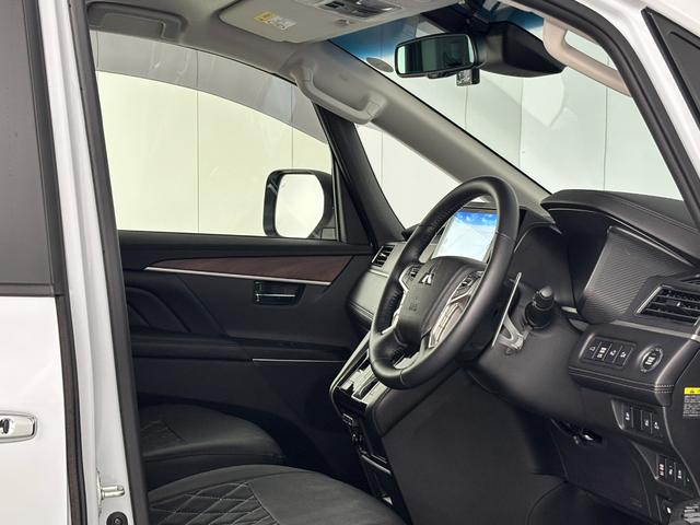 デリカＤ：５ Ｐ　サードスペースカスタム　ルーフラック　フロントバンパーガード　リアラダー　ショートマッドフラップ　ＪＡＯＳ　フロントグリル　フェンダーガーニッシュ　Ｔｙｐｅ－Ｘ　Ｗｅｄｓ　ＭＵＤＶＡＮＣＥ　１６インチ（28枚目）