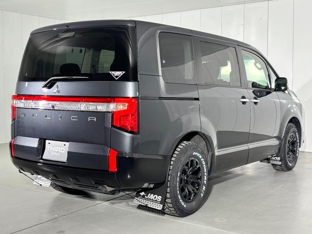 デリカＤ：５ Ｐ　ＩＰＦ　フロントグリルマーカー＆ブラックアウトグリル仕様！　リアバンパーセンターブラックアウト　オートフラッグスＧＯＱＢＵＴＯ－Ｒ３　メタルグレー　ＪＡＯＳ　マッドフラップ　ＯＰＥＮ　ＣＯＵＮＴＲＹ（10枚目）