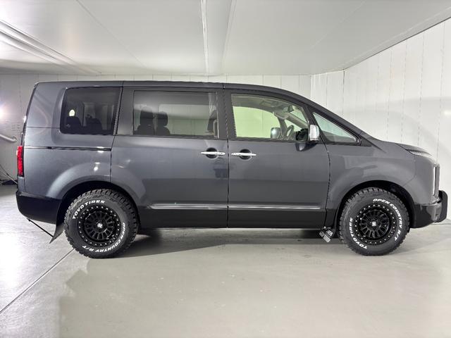 デリカＤ：５ Ｐ　サードスペースオリジナルフロントバンパー装着！　ＪＡＯＳ　フロイトグリル　マッドガード　リアバンパーセンターブラックアウト　クリアランスランプ＆フォグランプガーニッシュブラックアウト　ＸＪ０８（6枚目）