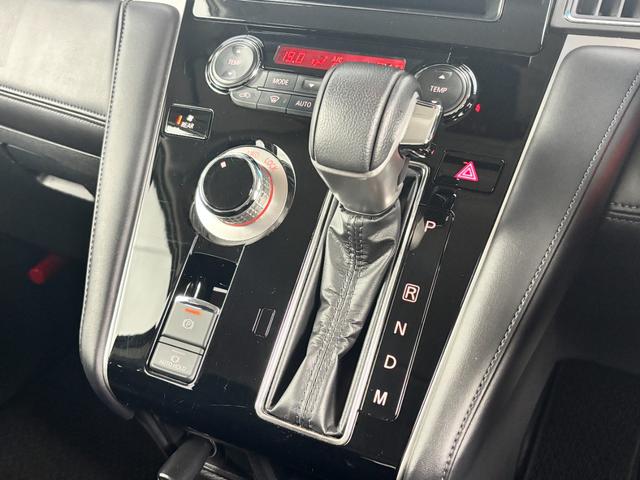 デリカＤ：５ Ｐ　サードスペースオリジナルフロントバンパー装着！　ＪＡＯＳ　フロイトグリル　マッドガード　リアバンパーセンターブラックアウト　クリアランスランプ＆フォグランプガーニッシュブラックアウト　ＸＪ０８（34枚目）