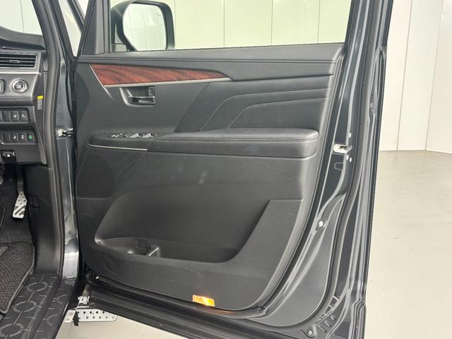 デリカＤ：５ Ｐ　サードスペースオリジナルフロントバンパー装着！　ＪＡＯＳ　フロイトグリル　マッドガード　リアバンパーセンターブラックアウト　クリアランスランプ＆フォグランプガーニッシュブラックアウト　ＸＪ０８（40枚目）