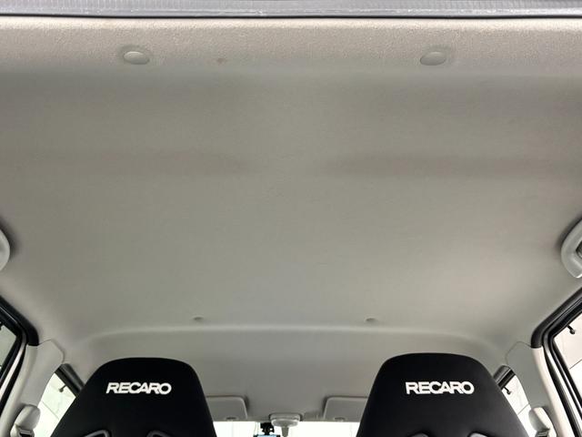 アルトワークス ベースグレード　アドバンレーシングＲＧ－Ｄ２　シバタイヤ３００　Ｒ２３　装着！　フロントグリル・リアガーニッシュマットブラックラッピング　ＲＥＣＡＲＯシート　ナビ・ドラレコ（25枚目）