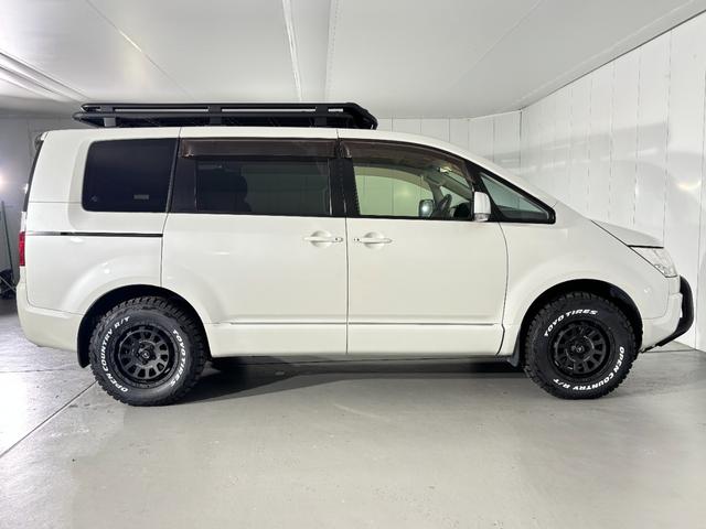 デリカＤ：５ Ｄ　パワーパッケージ　オートフラッグス　ＧＯＱＢＵＴＯ　ＲＥＶＯ　ＢＵＳＴＥＲＳ２０８０ＨＤ改　装着！　ＡＬＰＩＮＥ　ＢＩＧ－Ｘ　大型ナビ　リアフリップダウンモニターダブルゾーン再生可能！　バトルシップネオ　１６インチ（8枚目）