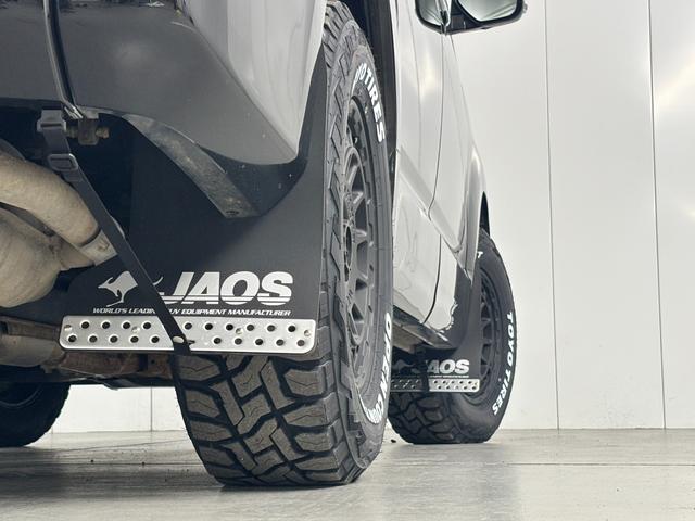 デリカＤ：５ Ｐ　ブラックアウトカスタム　フロントグリル＆クリアランスランプ＆フォグランプガーニッシュ　ＩＰＦフロントグリルマーカーアンバー色　ＧＯＱＢＵＴＯ－ＲＩＩＩ　テクスチャブラック　Ｗｅｄｓ　ＭＵＤＶＡＮＣＥ（17枚目）