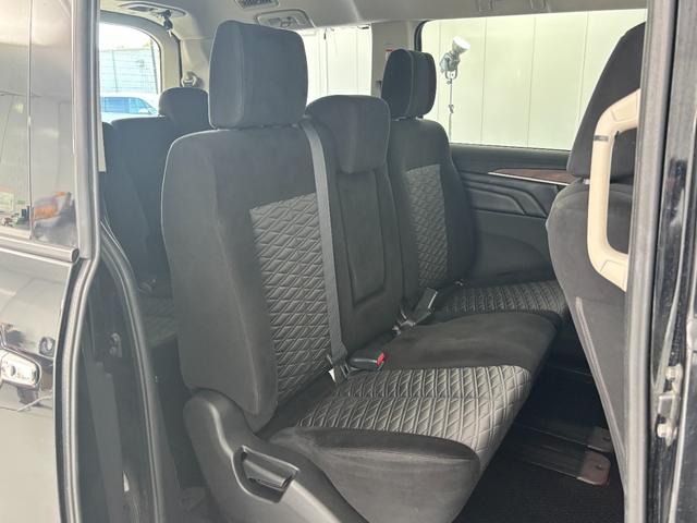 デリカＤ：５ Ｐ　ブラックアウトカスタム　フロントグリル＆クリアランスランプ＆フォグランプガーニッシュ　ＩＰＦフロントグリルマーカーアンバー色　ＧＯＱＢＵＴＯ－ＲＩＩＩ　テクスチャブラック　Ｗｅｄｓ　ＭＵＤＶＡＮＣＥ（28枚目）