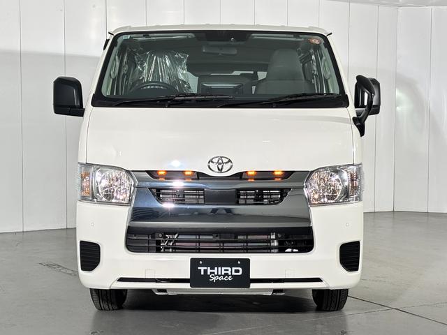 ハイエースバン ロングDX GLパッケージ アルパイン ALPINE BIG-X 11インチナビ IPF フロントグリルマーカー ホワイトレタータイヤ EAGLE #1 NASCAR MID×DODコラボホイール ウシャリン(8枚目)