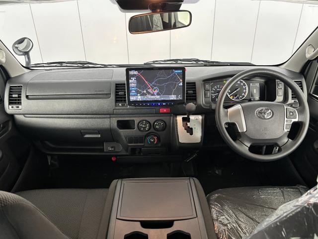 ハイエースバン ロングDX GLパッケージ アルパイン ALPINE BIG-X 11インチナビ IPF フロントグリルマーカー ホワイトレタータイヤ EAGLE #1 NASCAR MID×DODコラボホイール ウシャリン(21枚目)