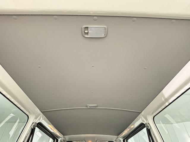 ハイエースバン ロングDX GLパッケージ アルパイン ALPINE BIG-X 11インチナビ IPF フロントグリルマーカー ホワイトレタータイヤ EAGLE #1 NASCAR MID×DODコラボホイール ウシャリン(31枚目)