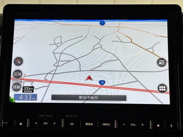 デリカD:5 P ブラックアウトカスタム フロントグリル・クリアランスガーニッシュ・フォグランプガーニッシュ シャモニーグレード用ブラックアルミホイール JAOS マッドガードIII バックドアスカッフプロテクター(4枚目)