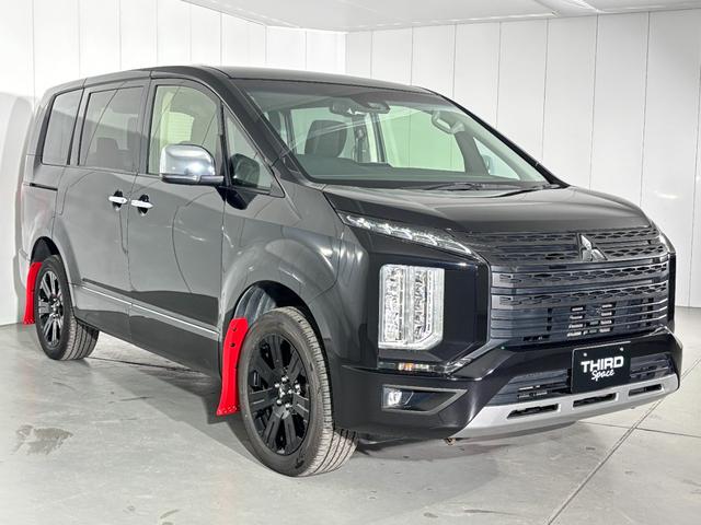 デリカD:5 P ブラックアウトカスタム フロントグリル・クリアランスガーニッシュ・フォグランプガーニッシュ シャモニーグレード用ブラックアルミホイール JAOS マッドガードIII バックドアスカッフプロテクター(9枚目)