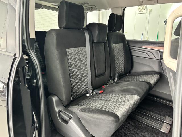 デリカD:5 P ブラックアウトカスタム フロントグリル・クリアランスガーニッシュ・フォグランプガーニッシュ シャモニーグレード用ブラックアルミホイール JAOS マッドガードIII バックドアスカッフプロテクター(24枚目)