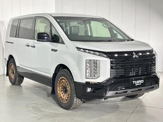 デリカＤ：５ シャモニー　シャモニーカスタム　ＡＬＰＩＮＥ　ＢＩＧ－Ｘ　１１インチ　ＩＰＦ　フロントグリルマーカーホワイト　４×４エンジニアリング　１７インチ　ＯＰＥＮ　ＣＯＵＮＴＲＹ　Ａ／ＴＩＩＩ　ＪＡＯＳ　マッドガード（13枚目）