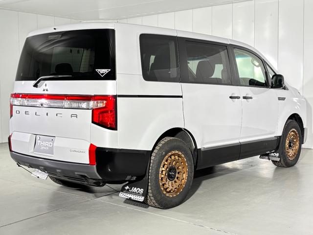 デリカＤ：５ シャモニー　シャモニーカスタム　ＡＬＰＩＮＥ　ＢＩＧ－Ｘ　１１インチ　ＩＰＦ　フロントグリルマーカーホワイト　４×４エンジニアリング　１７インチ　ＯＰＥＮ　ＣＯＵＮＴＲＹ　Ａ／ＴＩＩＩ　ＪＡＯＳ　マッドガード（15枚目）