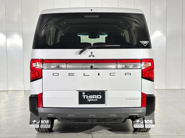 デリカＤ：５ シャモニー　シャモニーカスタム　ＡＬＰＩＮＥ　ＢＩＧ－Ｘ　１１インチ　ＩＰＦ　フロントグリルマーカーホワイト　４×４エンジニアリング　１７インチ　ＯＰＥＮ　ＣＯＵＮＴＲＹ　Ａ／ＴＩＩＩ　ＪＡＯＳ　マッドガード（16枚目）