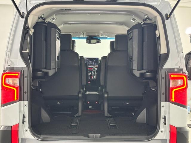 デリカＤ：５ シャモニー　シャモニーカスタム　ＡＬＰＩＮＥ　ＢＩＧ－Ｘ　１１インチ　ＩＰＦ　フロントグリルマーカーホワイト　４×４エンジニアリング　１７インチ　ＯＰＥＮ　ＣＯＵＮＴＲＹ　Ａ／ＴＩＩＩ　ＪＡＯＳ　マッドガード（21枚目）