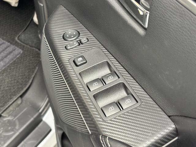 デリカＤ：５ シャモニー　シャモニーカスタム　ＡＬＰＩＮＥ　ＢＩＧ－Ｘ　１１インチ　ＩＰＦ　フロントグリルマーカーホワイト　４×４エンジニアリング　１７インチ　ＯＰＥＮ　ＣＯＵＮＴＲＹ　Ａ／ＴＩＩＩ　ＪＡＯＳ　マッドガード（28枚目）