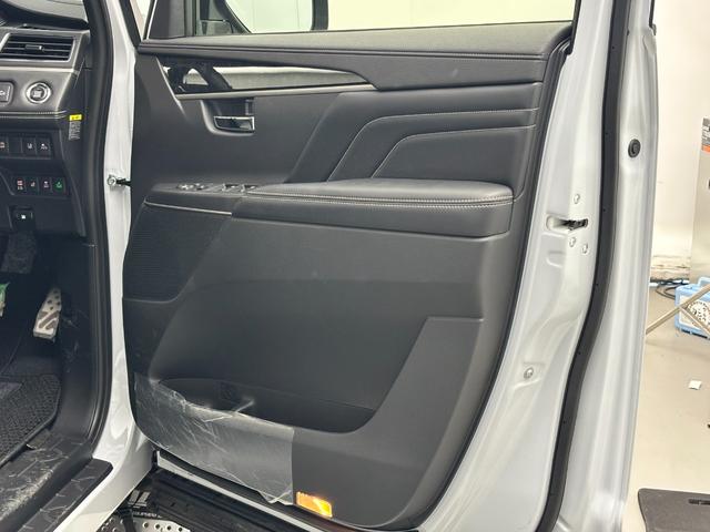 デリカＤ：５ シャモニー　シャモニーカスタム　ＡＬＰＩＮＥ　ＢＩＧ－Ｘ　１１インチ　ＩＰＦ　フロントグリルマーカーホワイト　４×４エンジニアリング　１７インチ　ＯＰＥＮ　ＣＯＵＮＴＲＹ　Ａ／ＴＩＩＩ　ＪＡＯＳ　マッドガード（29枚目）