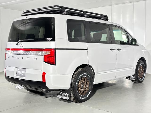 デリカＤ：５ ブラックエディション　ブラックエディションカスタム　ＡＬＰＩＮＥ　ＢＩＧ－Ｘ　１１インチ　ＢＵＳＴＥＲＳ２０８０ＨＤ／改　ＲＡＹＳ　Ｍ８　ｘＢ　ｅｄｉｔｉｏｎ　１６インチ　ＪＡＯＳ　マッドガードＩＩＩ（13枚目）