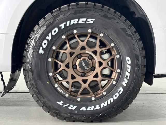 デリカＤ：５ ブラックエディション　ブラックエディションカスタム　ＡＬＰＩＮＥ　ＢＩＧ－Ｘ　１１インチ　ＢＵＳＴＥＲＳ２０８０ＨＤ／改　ＲＡＹＳ　Ｍ８　ｘＢ　ｅｄｉｔｉｏｎ　１６インチ　ＪＡＯＳ　マッドガードＩＩＩ（16枚目）