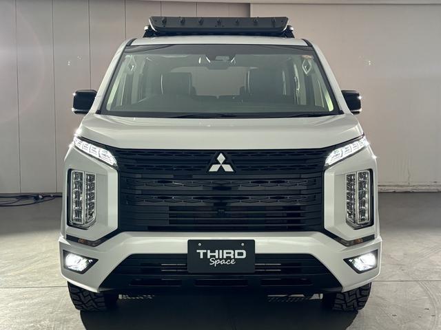 デリカＤ：５ ブラックエディション　ブラックエディションカスタム　ＡＬＰＩＮＥ　ＢＩＧ－Ｘ　１１インチ　ＢＵＳＴＥＲＳ２０８０ＨＤ／改　ＲＡＹＳ　Ｍ８　ｘＢ　ｅｄｉｔｉｏｎ　１６インチ　ＪＡＯＳ　マッドガードＩＩＩ（44枚目）