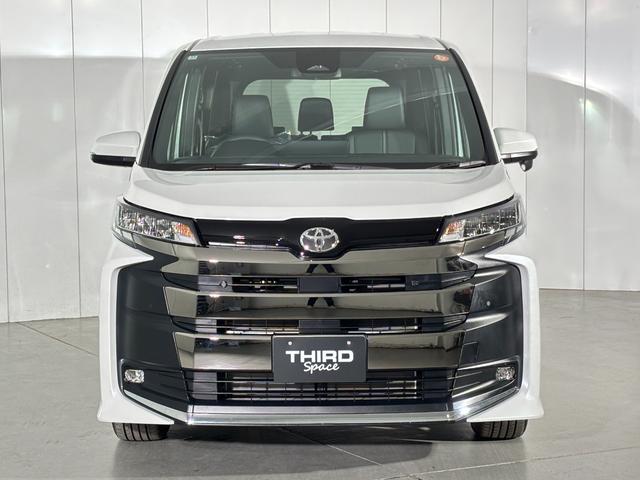 ノア ハイブリッドＳ－Ｚ　バックカメラ　ナビ　ＴＶ　クリアランスソナー　オートクルーズコントロール　レーンアシスト　衝突被害軽減システム　両側電動スライドドア　オートマチックハイビーム　ＬＥＤヘッドランプ　スマートキー（12枚目）