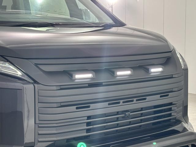 デリカＤ：５ Ｐ　ＪＡＯＳ　フロントグリル＆ブラックアウトフェイスカスタム！　オートフラッグス　ＧＯＱＲＵＴＯ－Ｒ３＆ＢＵＳＴＥＲＳ２０８０ＨＤ／改装着　ＯＰＥＮＣＯＵＮＴＲＹ　Ｒ／Ｔ　エムクライムカノン　１６インチ（17枚目）