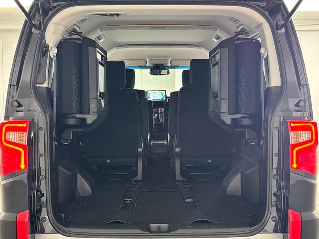 デリカＤ：５ Ｐ　ＪＡＯＳ　フロントグリル＆ブラックアウトフェイスカスタム！　オートフラッグス　ＧＯＱＲＵＴＯ－Ｒ３＆ＢＵＳＴＥＲＳ２０８０ＨＤ／改装着　ＯＰＥＮＣＯＵＮＴＲＹ　Ｒ／Ｔ　エムクライムカノン　１６インチ（31枚目）