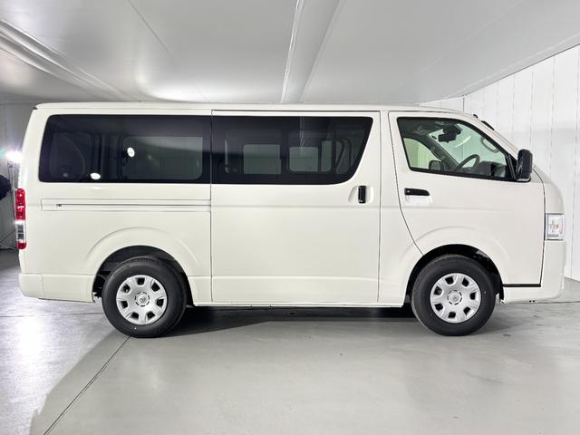 ハイエースバン ロングＤＸ　ＧＬパッケージ　即納　可能！登録済み未使用車　スーパーＧＬ仕様　オプション装備　ＬＥＤヘッドランプ　パノラミックビューモニター　デジタルインナーミラー（6枚目）