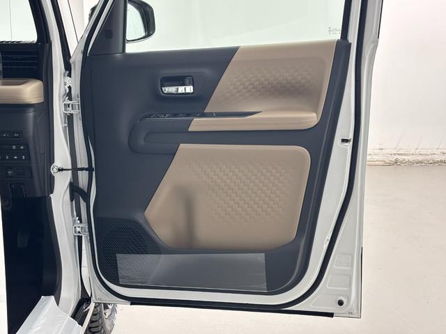 デリカミニ Ｔ　プレミアム　デリマルパッケージ　登録済み未使用車早速カスタム！　オートフラッグス　ルーフラック　ＢＵＳＴＥＲＳｍｉｎｉ装着　Ｗｅｄｓ　マッドヴァンスアドベンチャー　１５インチアルミホイール　ＯＰＥＮ　ＣＯＵＮＴＲＹ　Ｒ／Ｔ（41枚目）