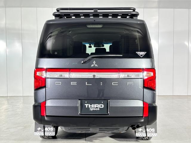 デリカＤ：５ Ｐ　純正１０．１インチナビ　フロントグリル＆リアバンパーブラックアウトカスタム　オートフラッグスＧＯＱＢＵＴＯ－ＲＩＩＩ＆ＢＵＳＴＥＲＳ２０８０ＨＤ／改　Ｗｅｄｓ　ＭＵＤＶＡＮＣＥ　１６インチＡＷ（9枚目）
