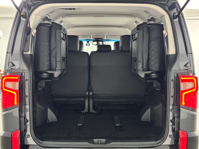 デリカＤ：５ Ｐ　純正１０．１インチナビ　フロントグリル＆リアバンパーブラックアウトカスタム　オートフラッグスＧＯＱＢＵＴＯ－ＲＩＩＩ＆ＢＵＳＴＥＲＳ２０８０ＨＤ／改　Ｗｅｄｓ　ＭＵＤＶＡＮＣＥ　１６インチＡＷ（32枚目）