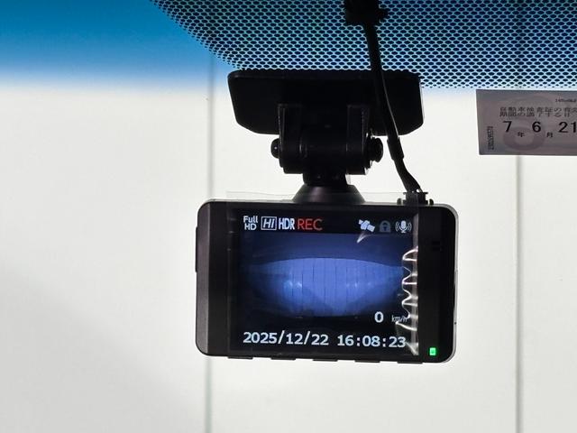 デリカＤ：５ Ｐ　純正１０．１インチナビ　フロントグリル＆リアバンパーブラックアウトカスタム　オートフラッグスＧＯＱＢＵＴＯ－ＲＩＩＩ＆ＢＵＳＴＥＲＳ２０８０ＨＤ／改　Ｗｅｄｓ　ＭＵＤＶＡＮＣＥ　１６インチＡＷ（47枚目）