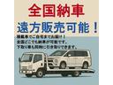 全国どこでも納車可能です。大手陸送会社を利用しご自宅まで納車しますので安心です。下取り車を同時に引き取ることも可能なので、納車日まで前のお車を乗れるので便利です。