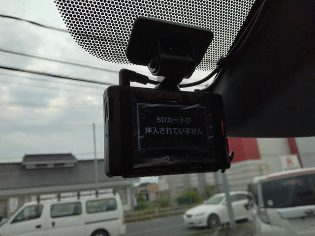 アルファード Ｚ　【雹害】１２ヶ月距離無制限保証　Ｚ（７名）　ＡｐｐｌｅＣａｒＰｌａｙ　　フリップダウンモニター　オットマン　シートヒーター　シートエアコン　前後ドライブレコーダー　クルーズコントロール　フルセグＴＶ（5枚目）