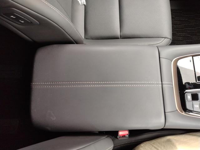 アルファード Ｚ　【雹害】１２ヶ月距離無制限保証　Ｚ（７名）　ＡｐｐｌｅＣａｒＰｌａｙ　　フリップダウンモニター　オットマン　シートヒーター　シートエアコン　前後ドライブレコーダー　クルーズコントロール　フルセグＴＶ（31枚目）