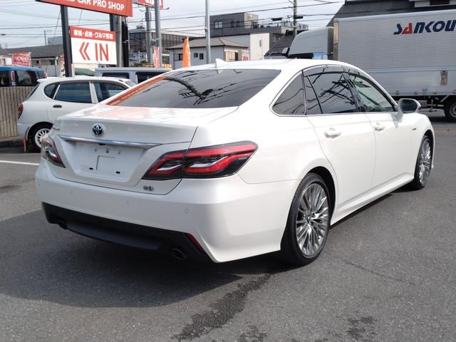 クラウンハイブリッド S Cパッケージ 12ヶ月距離無制限保証 サンルーフ フルセグTV ETC2.0 DVD再生 Bluetoothオーディオ ツインモニター USB入力 パワーシート ドライブレコーダー クルーズコントロール(17枚目)